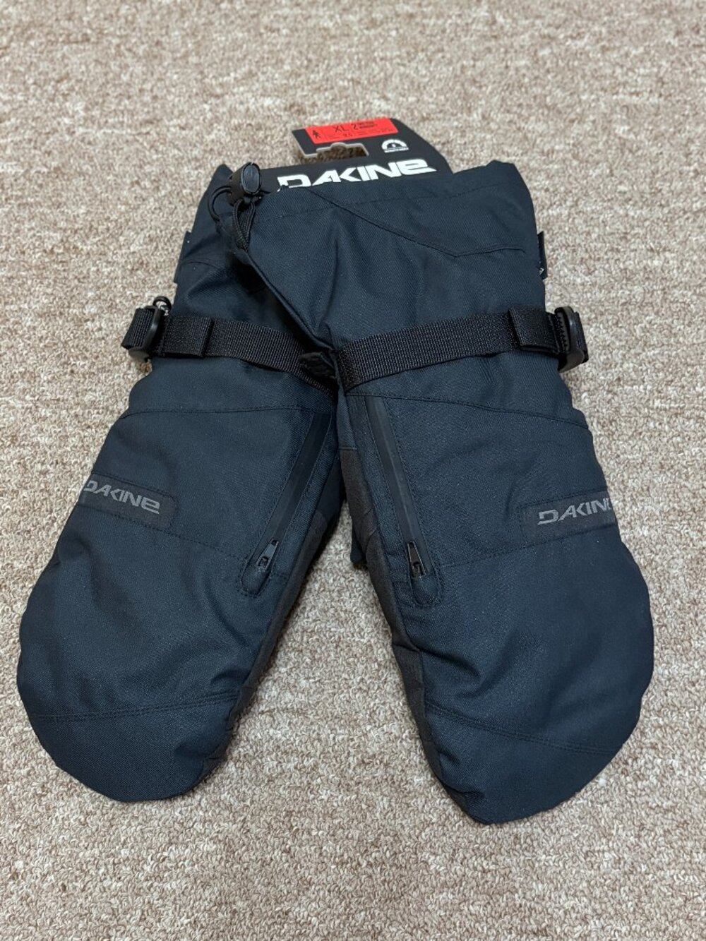 Dakine Men's XL Titan Gore-Tex Mittens